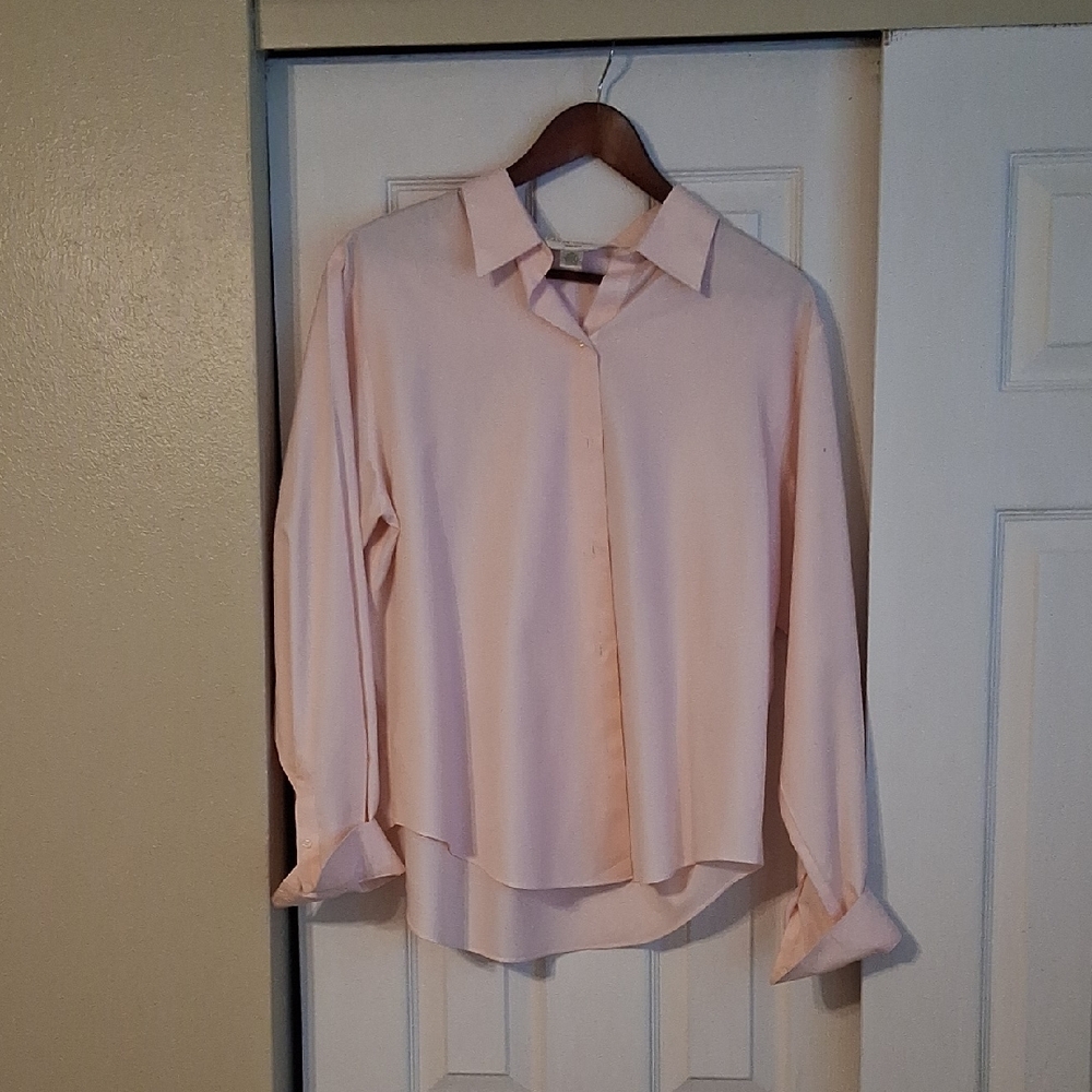 Casual Corner Light Pink Button-Down Blouse